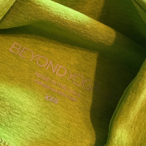 Beyond Yoga Keep Pace Biker Shorts Womens XXS Green Space Dye High Waist - Picture 4 of 4